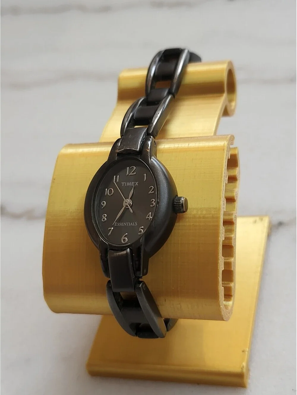 Vtg Timex Womens Watch 20mm Black Case With Black Dial & Band Working Clean